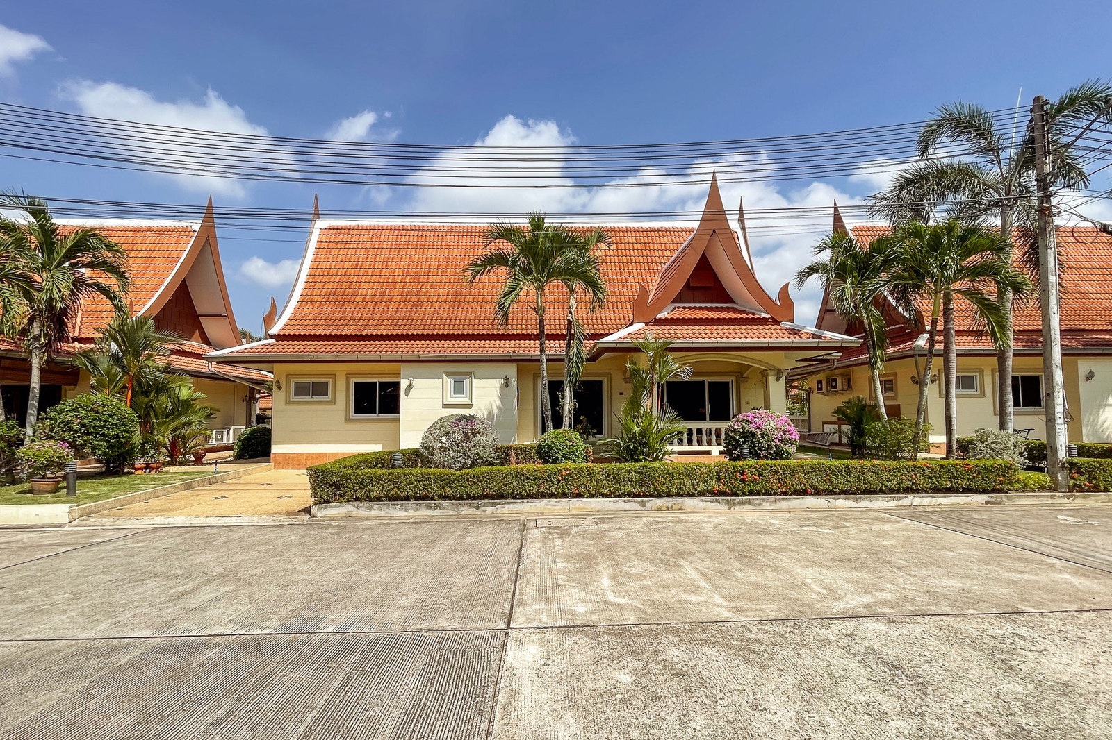 Villa H32 sett fra promenaden Galleribilde