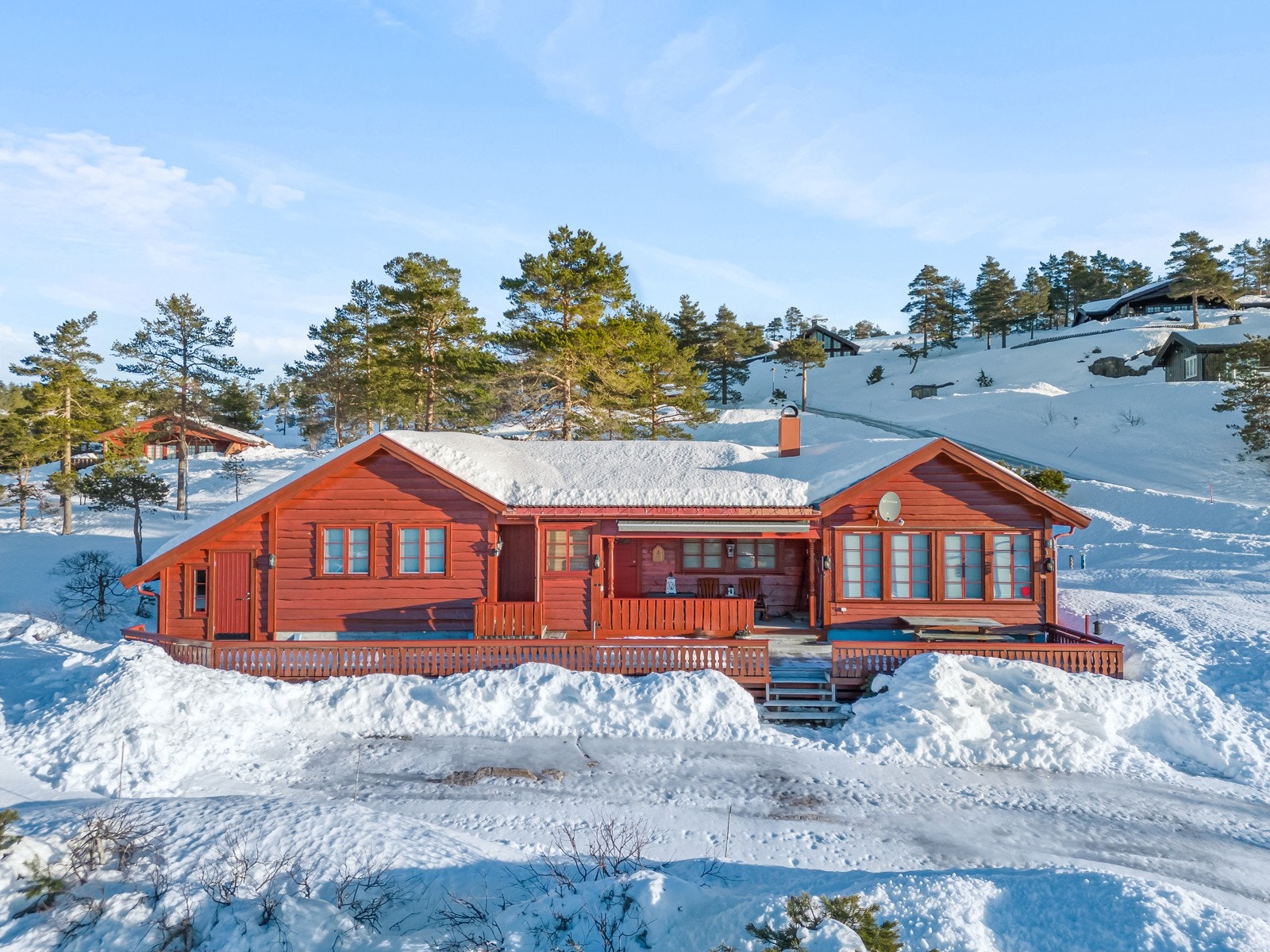 Flott og innholdsrik hytte med alt på ett plan. Galleribilde