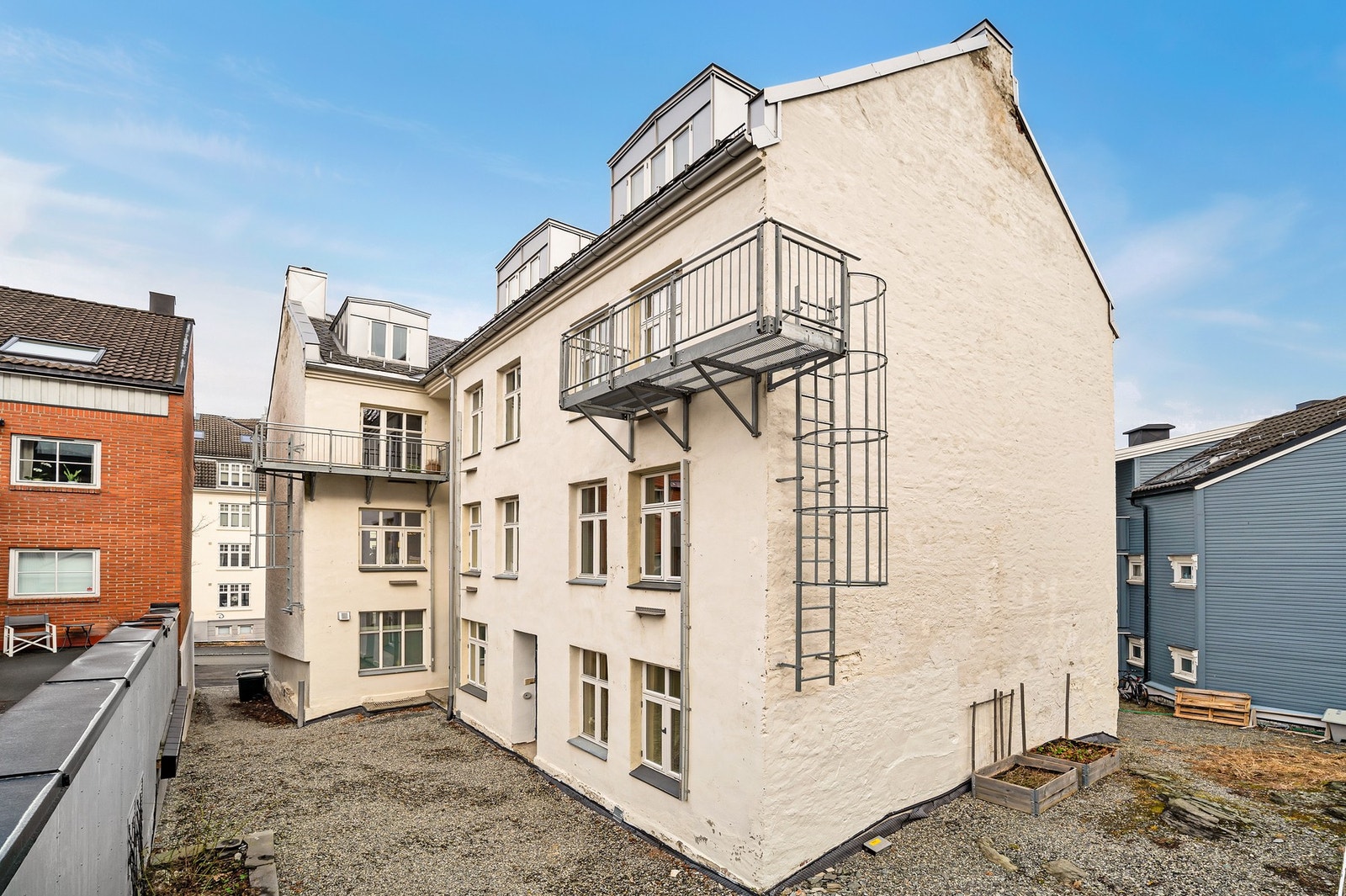 Borettslaget har en god beliggenhet på Møllenberg med pent opparbeidede fellesarealer. Galleribilde