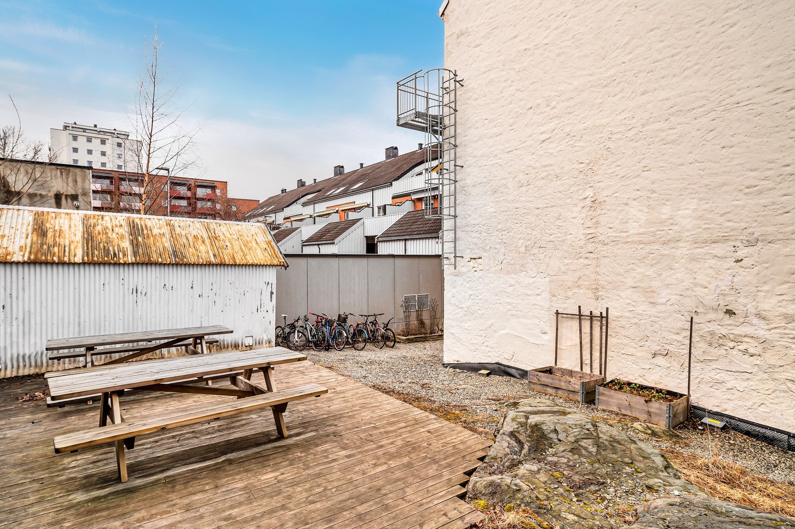 Det er også sykkelparkering og mulighet for hagedyrking. Galleribilde