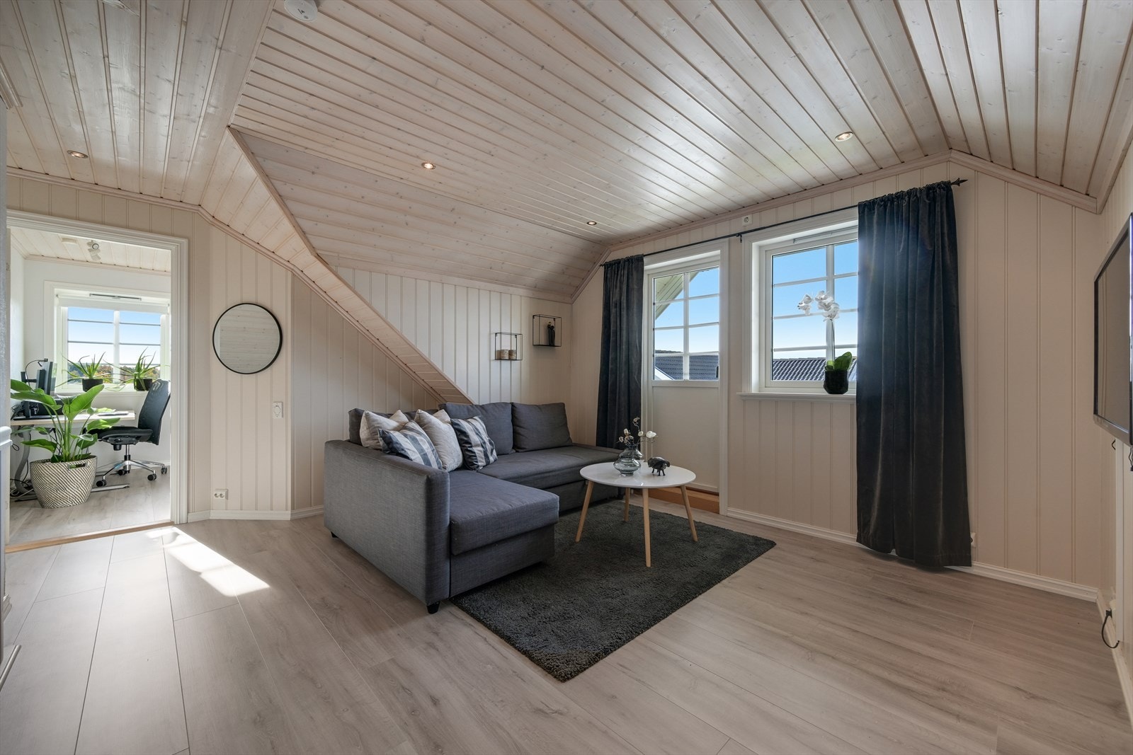 Loftstue Galleribilde