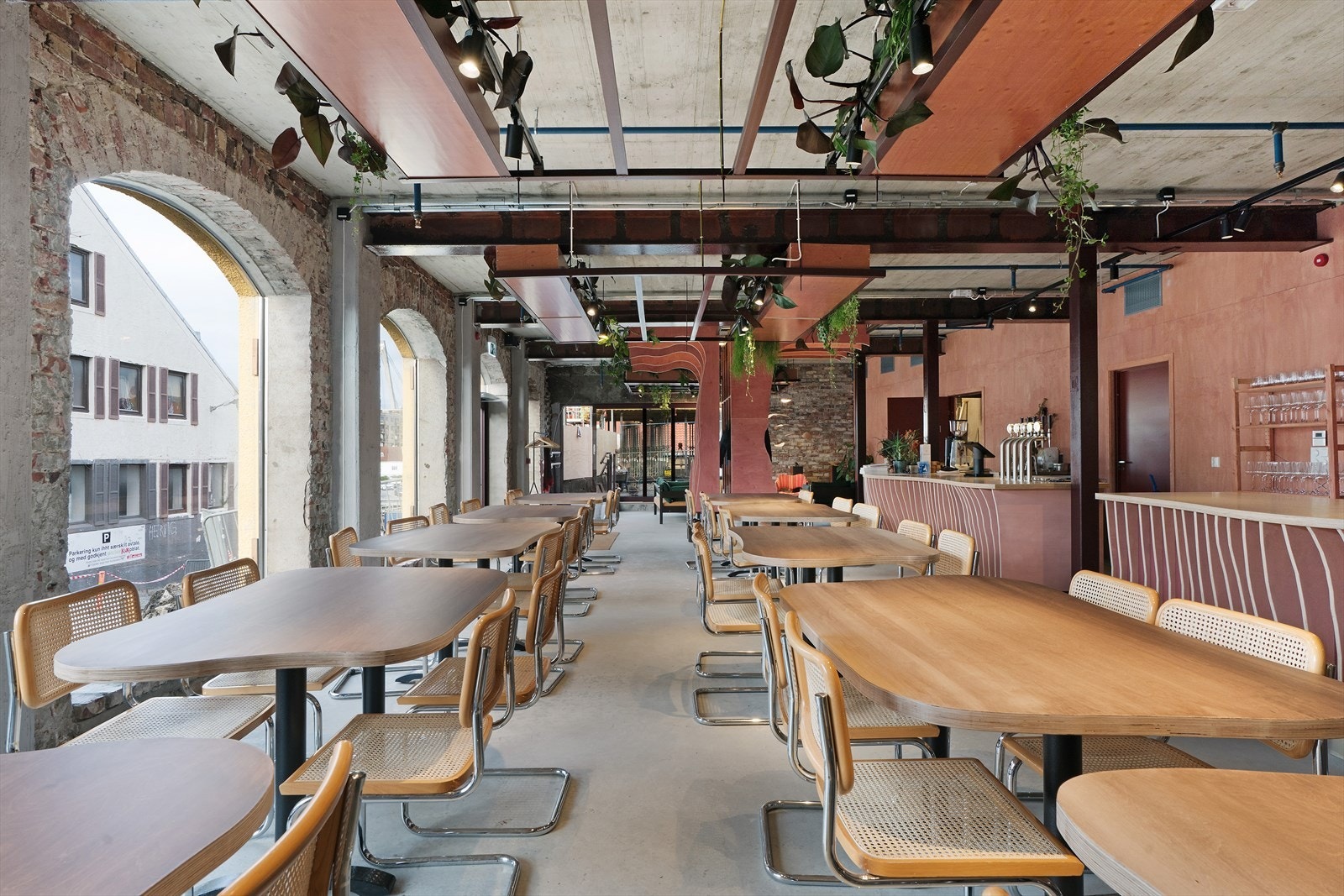 Bellies, den plantebaserte restauranten som åpnet dørene i den gamle fabrikken høsten 2019. Bellies er omtalt i Michelin Guiden Galleribilde