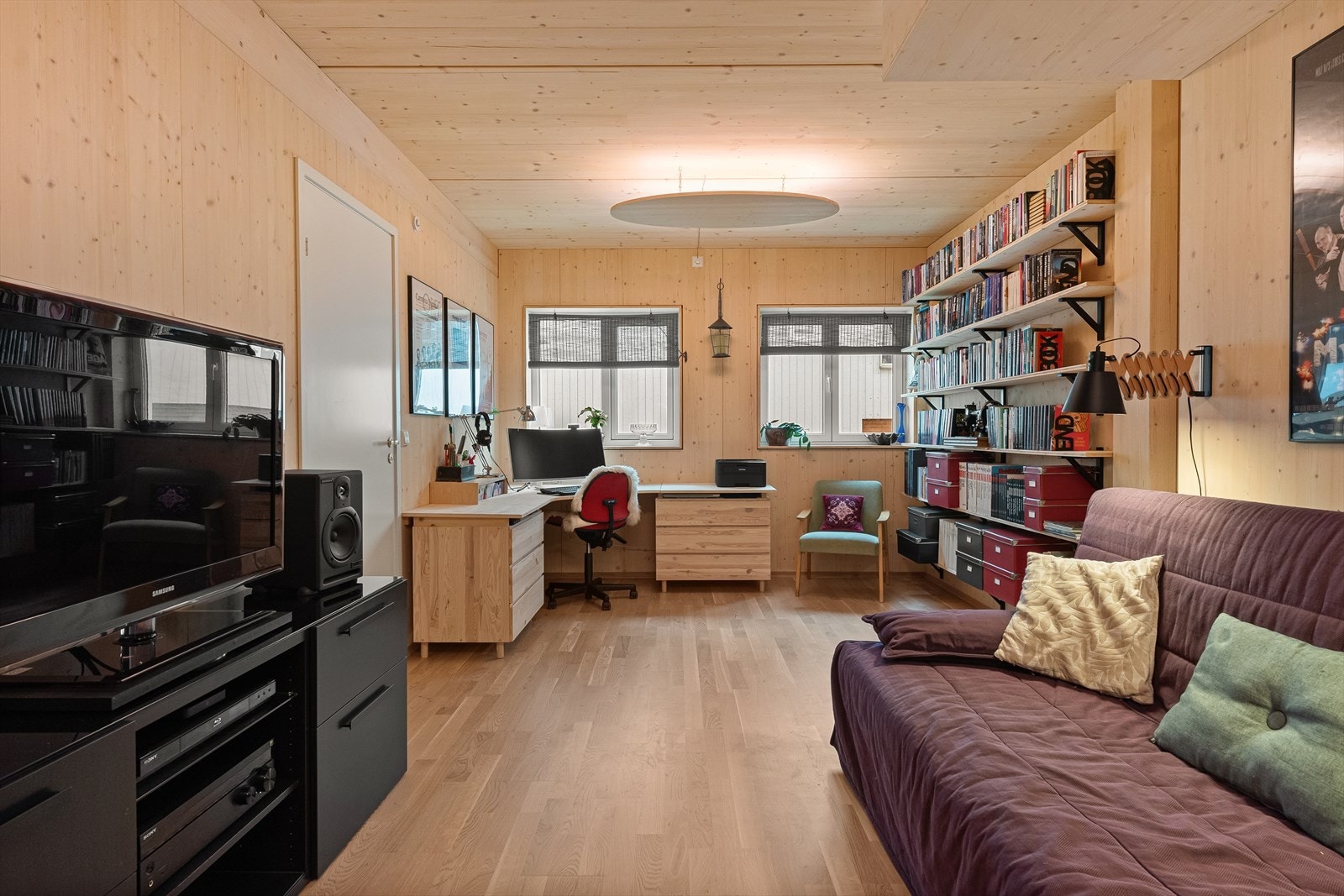 Dette er soverom 2, som i i dag er i bruk som stue Galleribilde