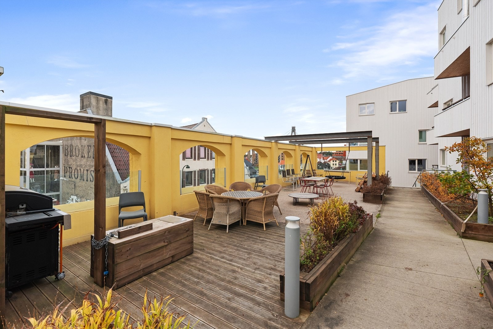 Felles ute-, møteplasser for ulike aktiviteter Galleribilde