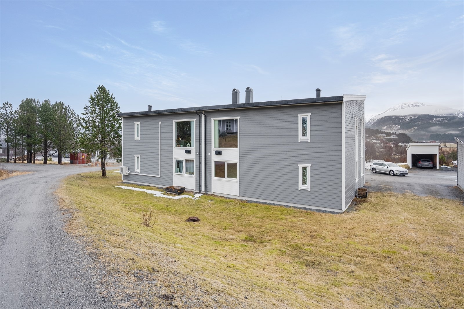 Fasade. Galleribilde