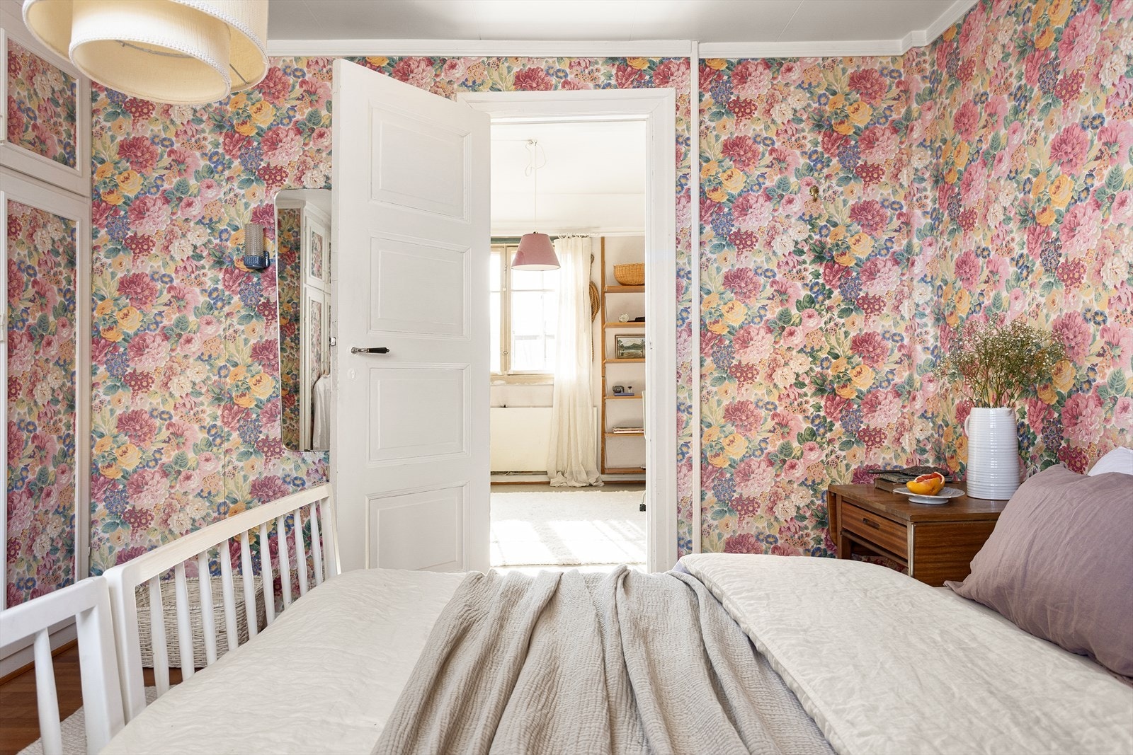 Det er i tillegg god plass til garderobeløsning. Galleribilde