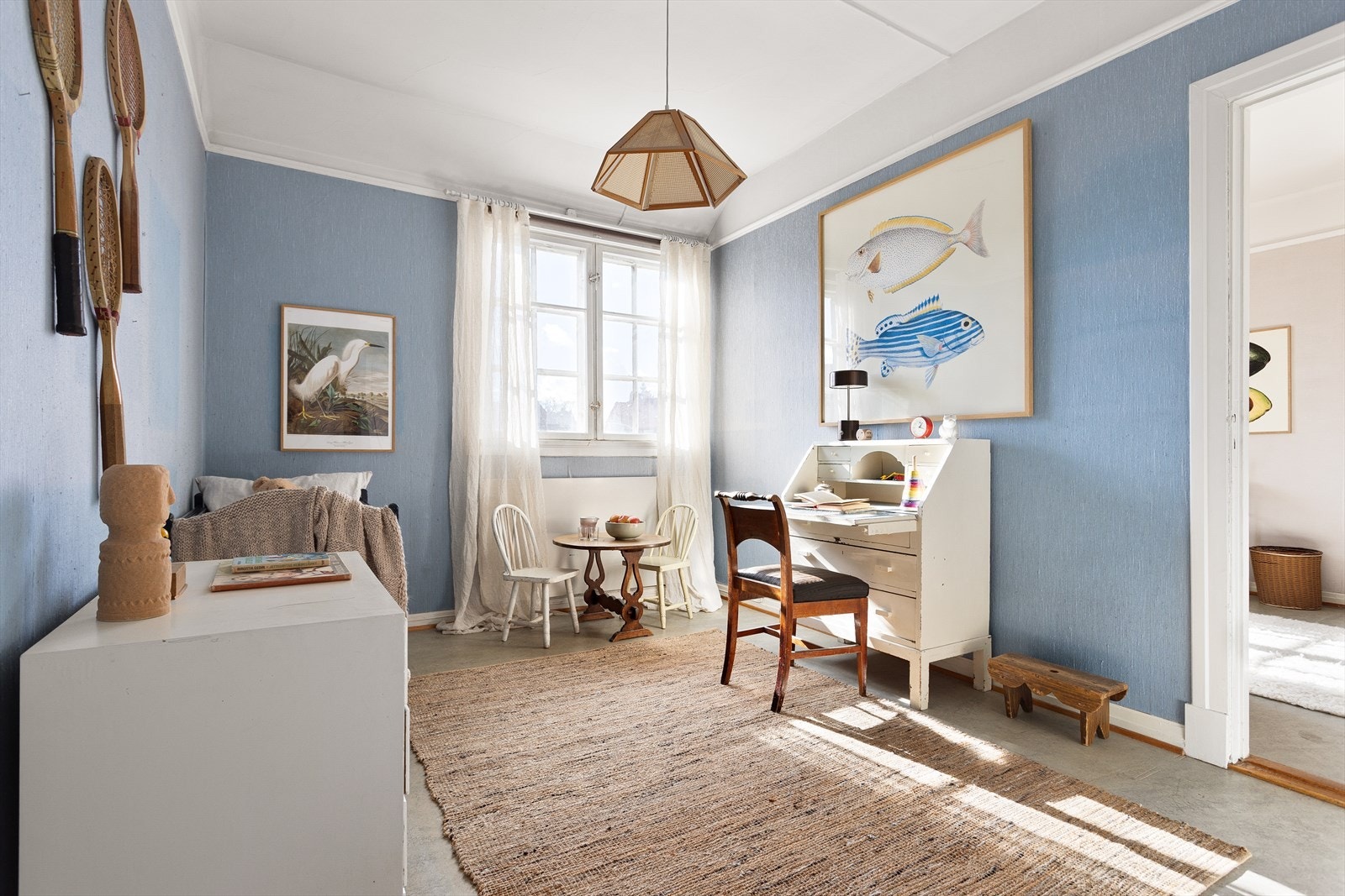 Rommene fungerer ypperlig som barnerom, gjesterom, kontor eller det man måtte ha behov for. Galleribilde