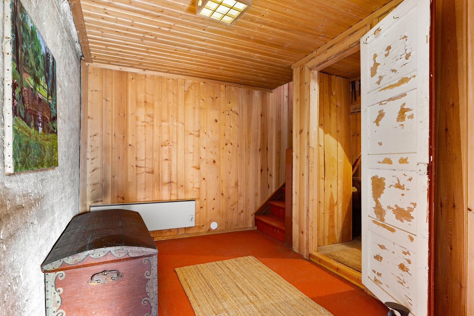 Mellomgang i underetasjen. Galleribilde