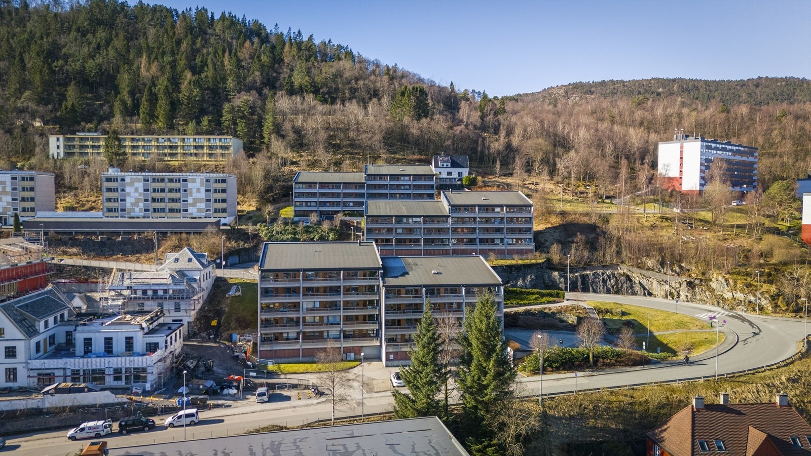 Gyldenpris borettslag er et veldrevet og populært borettslag i Bergen Vest. Galleribilde