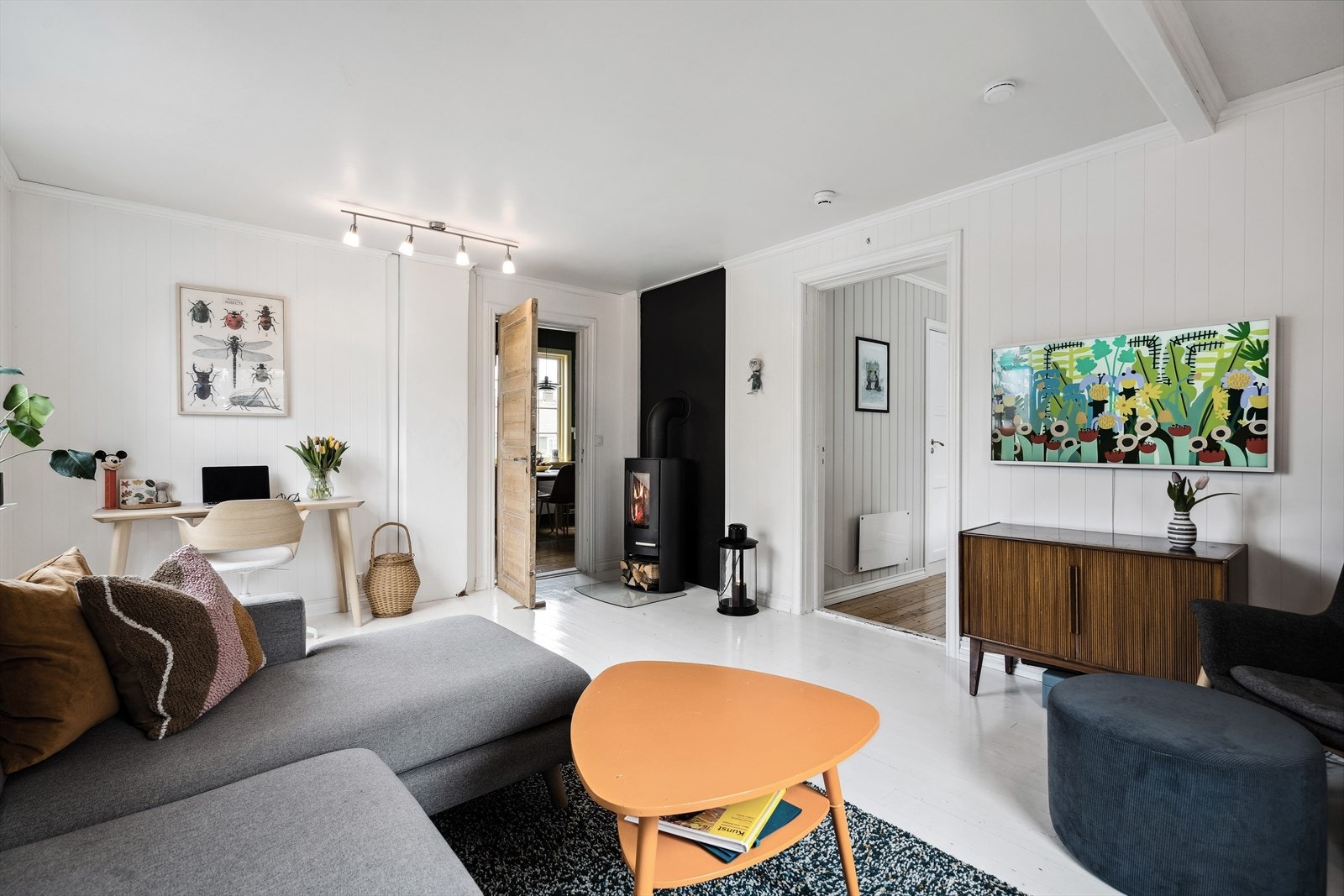 Beliggenheten er rolig og sentrumsnær, med gåavstand til Tønsberg brygge, slottsfjellet, mangfoldige butikker, dagligvarebutikker og turområder. Galleribilde