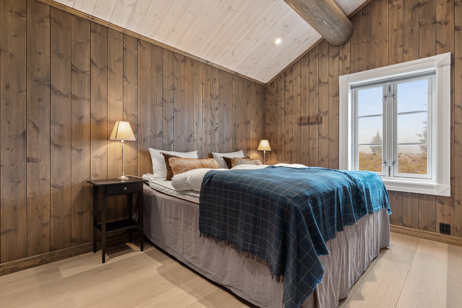 Her er det godt å våkne opp til fjelluft og nydelig utsikt. Galleribilde