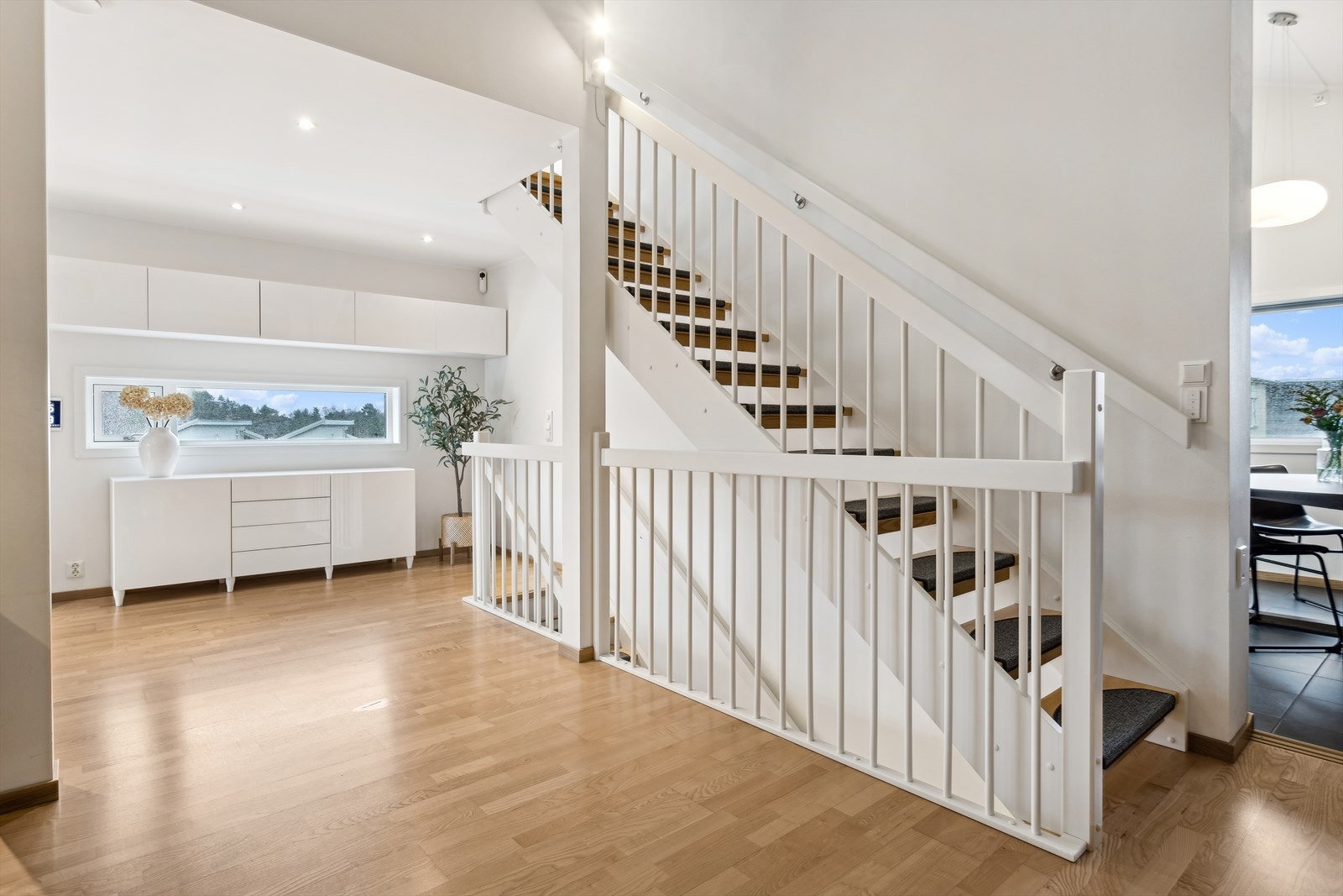 Fra stuen er det trapp videre opp til 3. etasje. Galleribilde