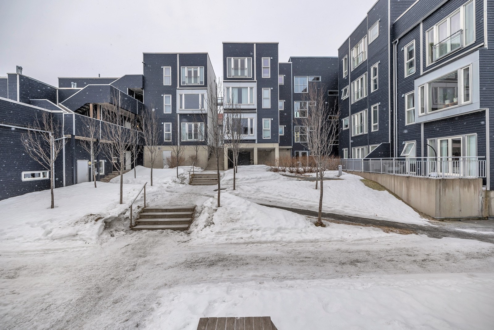 Hjalmar Johansens Gate er en praktisk 3-roms andelsleilighet beliggende på Strandkanten i søndre del av Tromsø sentrum Galleribilde