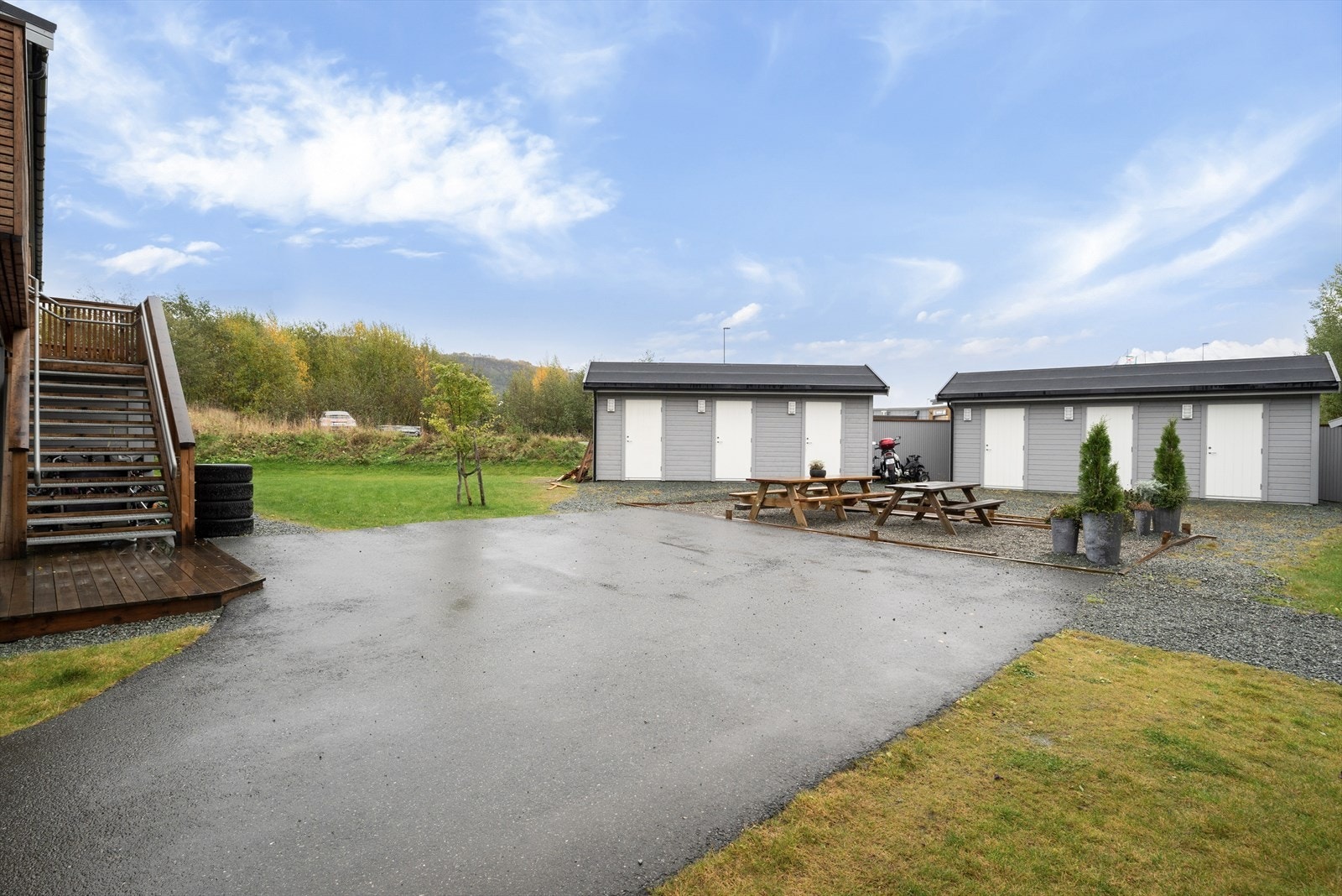 Utvendig sportsbod på ca. 5 kvm. Galleribilde