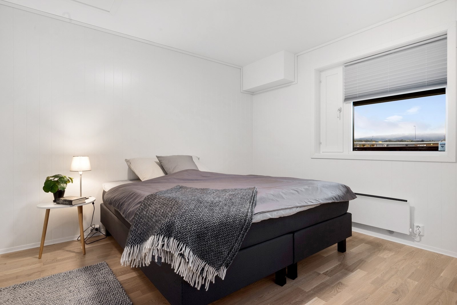 Soverom på ca. 11,5 kvm. Galleribilde