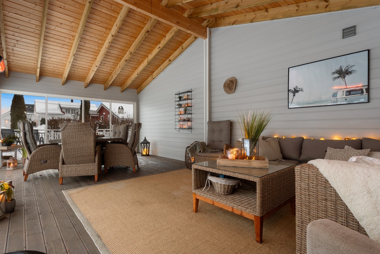 God og åpen himling i utestue Galleribilde