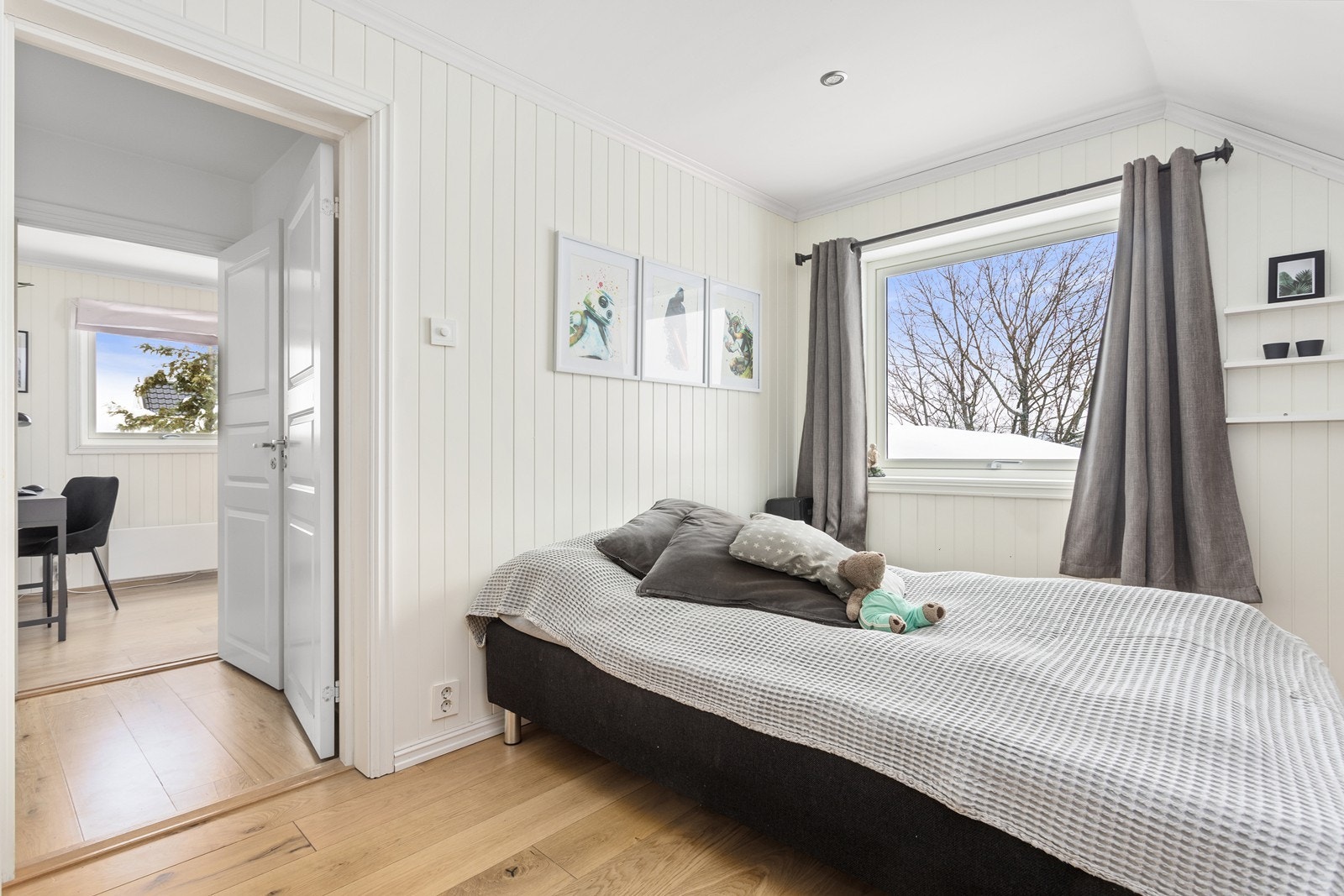 Lyst og trivelig soverom. Galleribilde