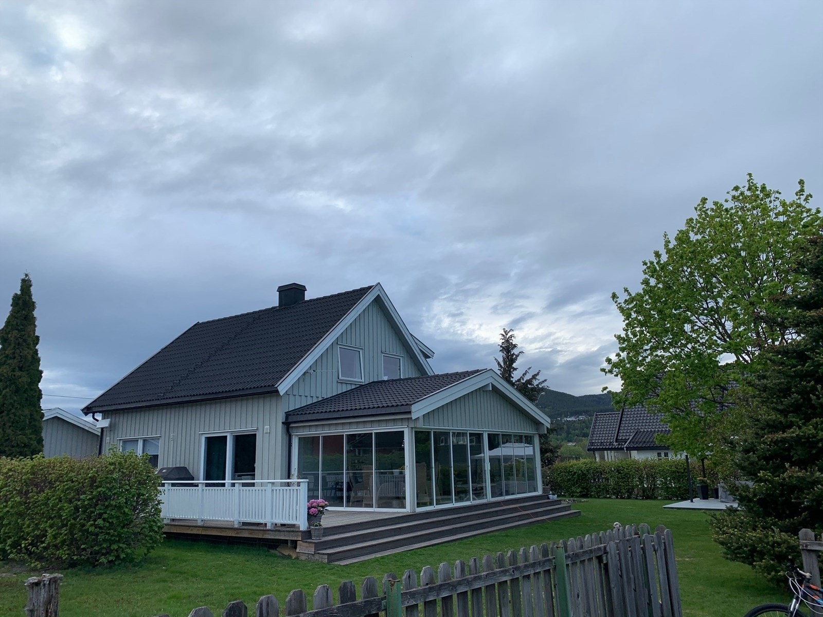 Selgers bilde, sommer Galleribilde