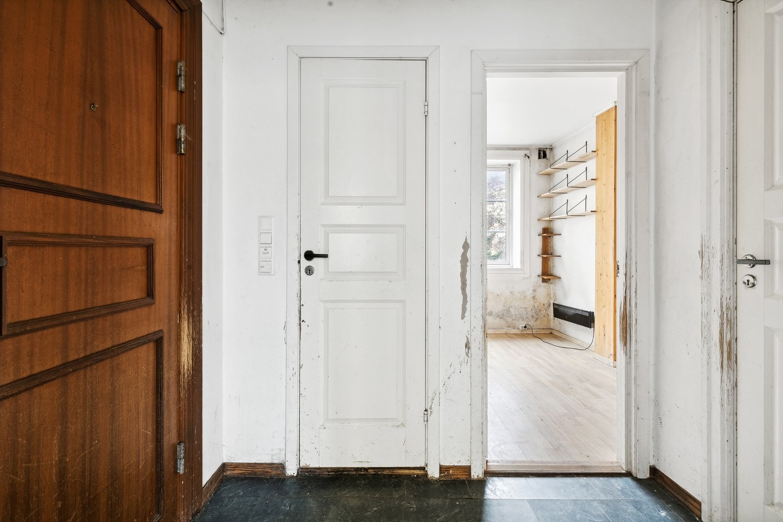 Bad og soverom er separat fra det sosiale sonene Galleribilde