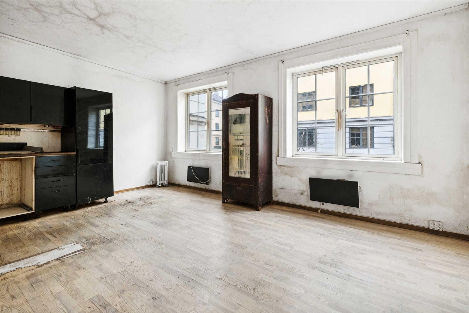 Stue og kjøkken er i åpenløsning Galleribilde