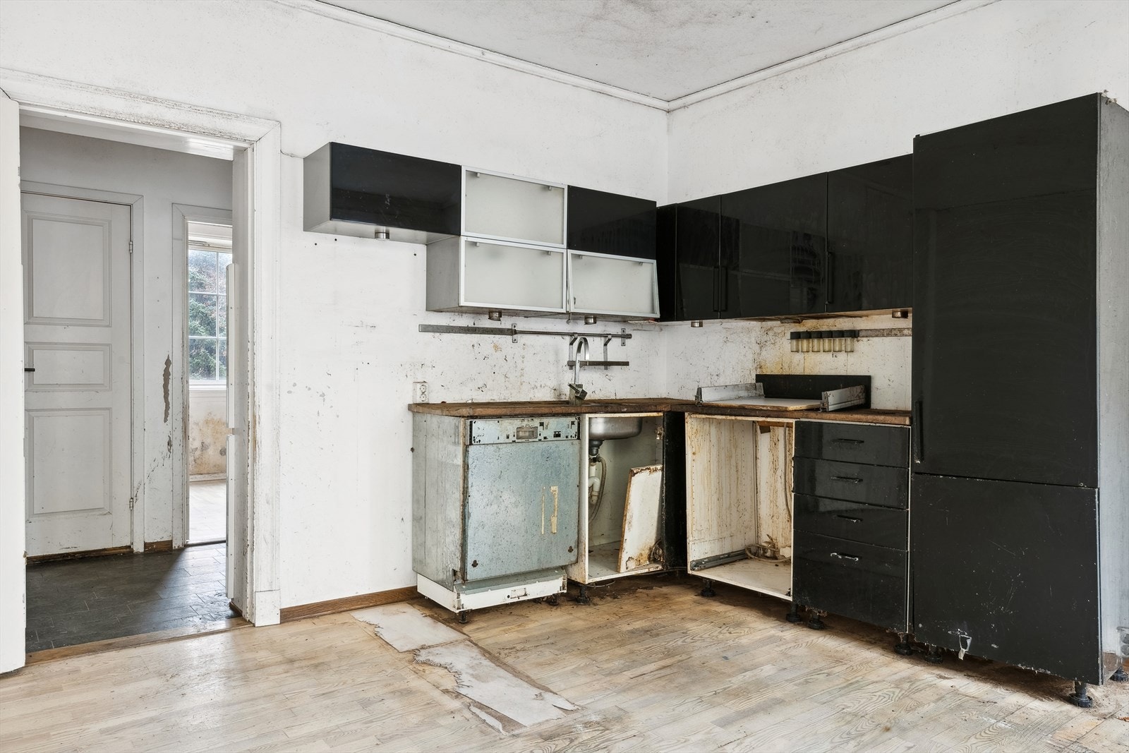 Kjøkkenet er flyttet ut i stuen ( ukjent når dette er gjort) Galleribilde