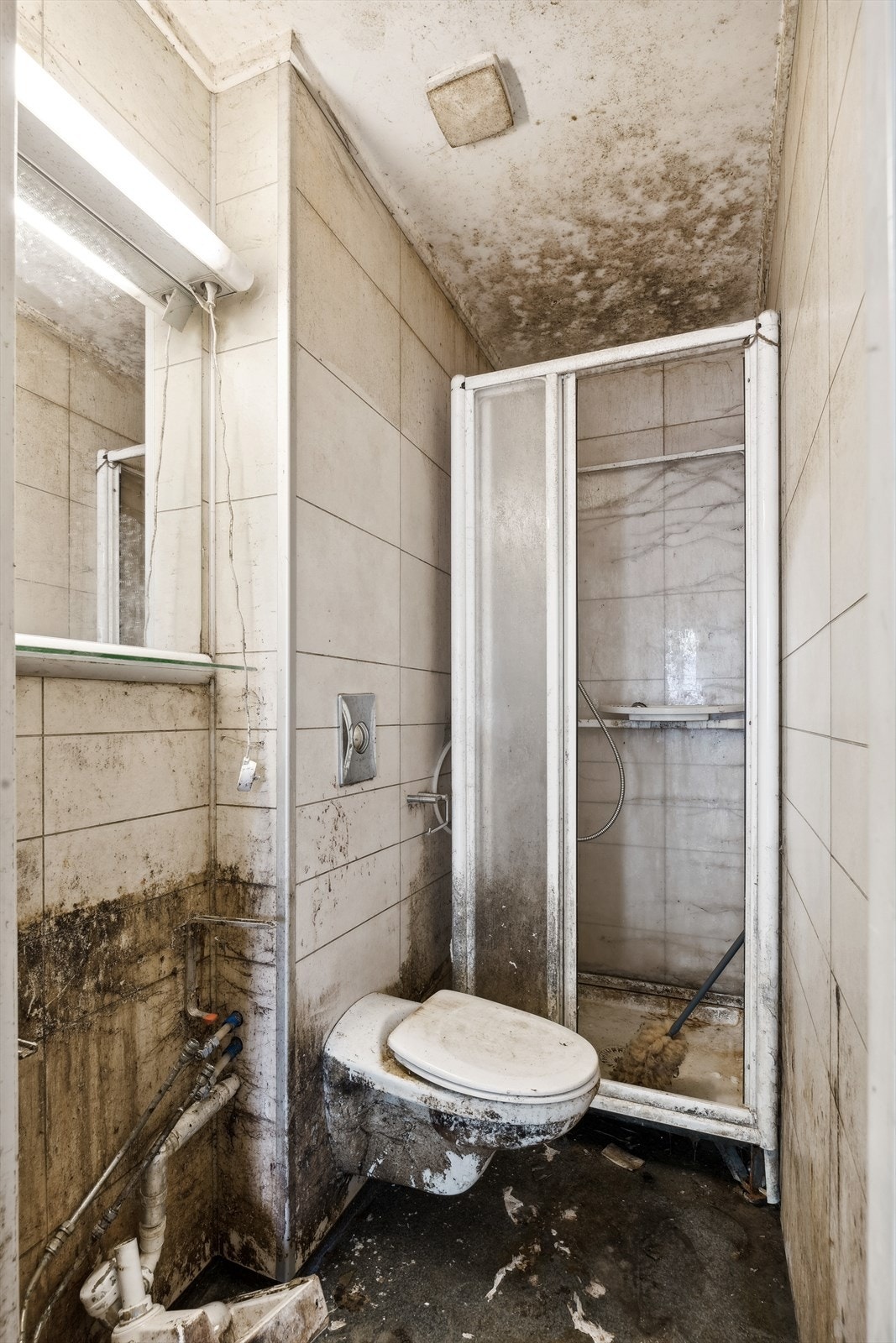 Badet trenger totaloppussing Galleribilde