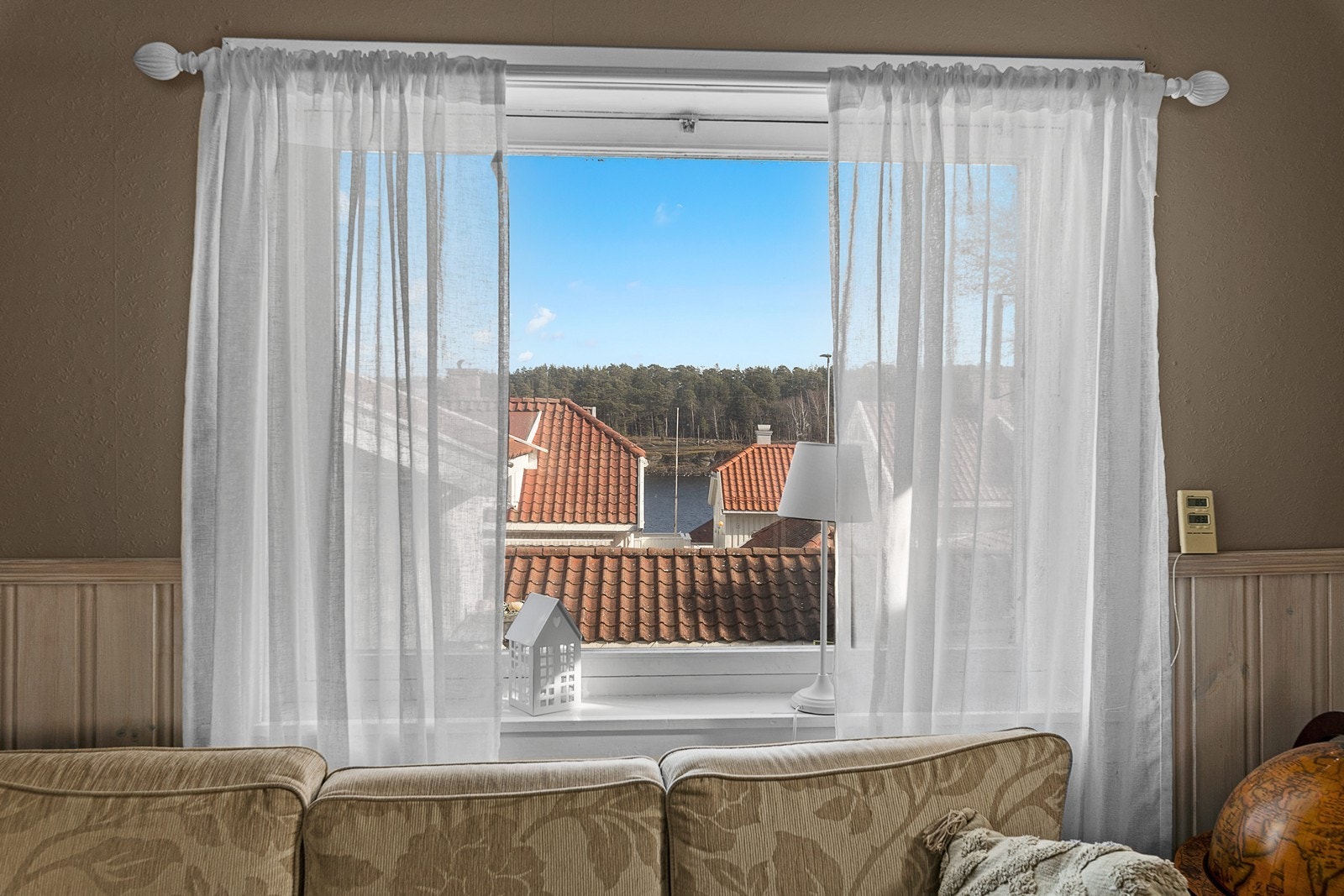 Et lite sjøglimt mot Langøya Galleribilde