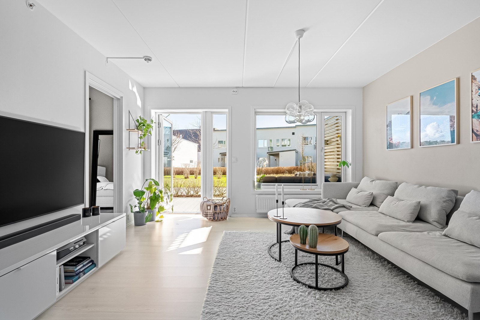 EIE Eiendomsmegling v/ Jr. Partner Håkon Hovland presenterer Gjerdehagen 58! Galleribilde