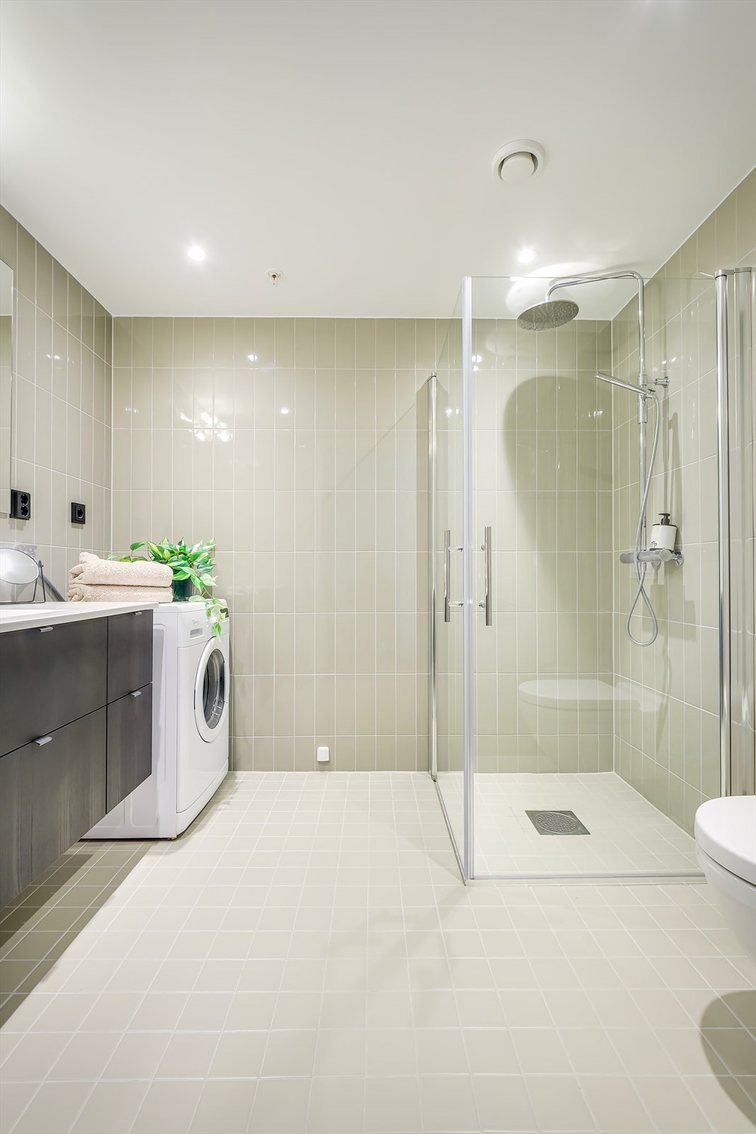 Badet er utstyrt med mekanisk avtrekk Galleribilde