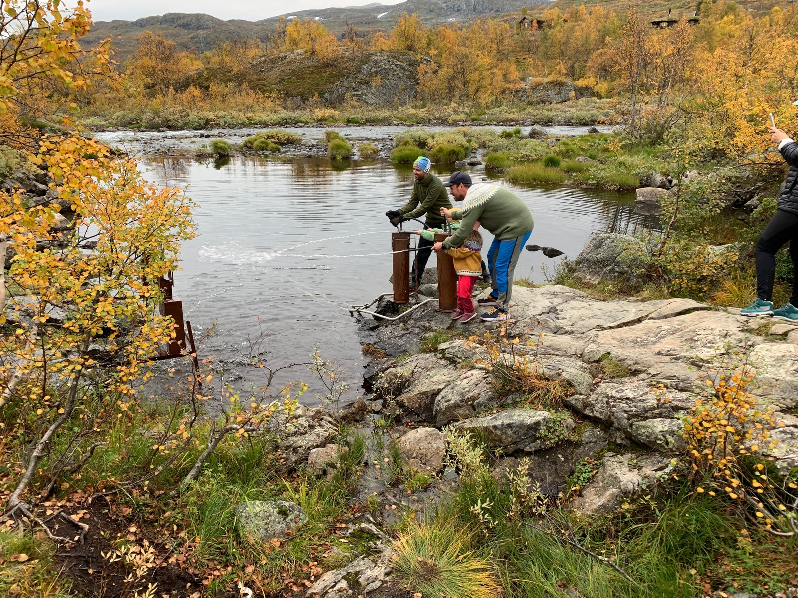 Mange aktiviteter for familien langs elva Galleribilde