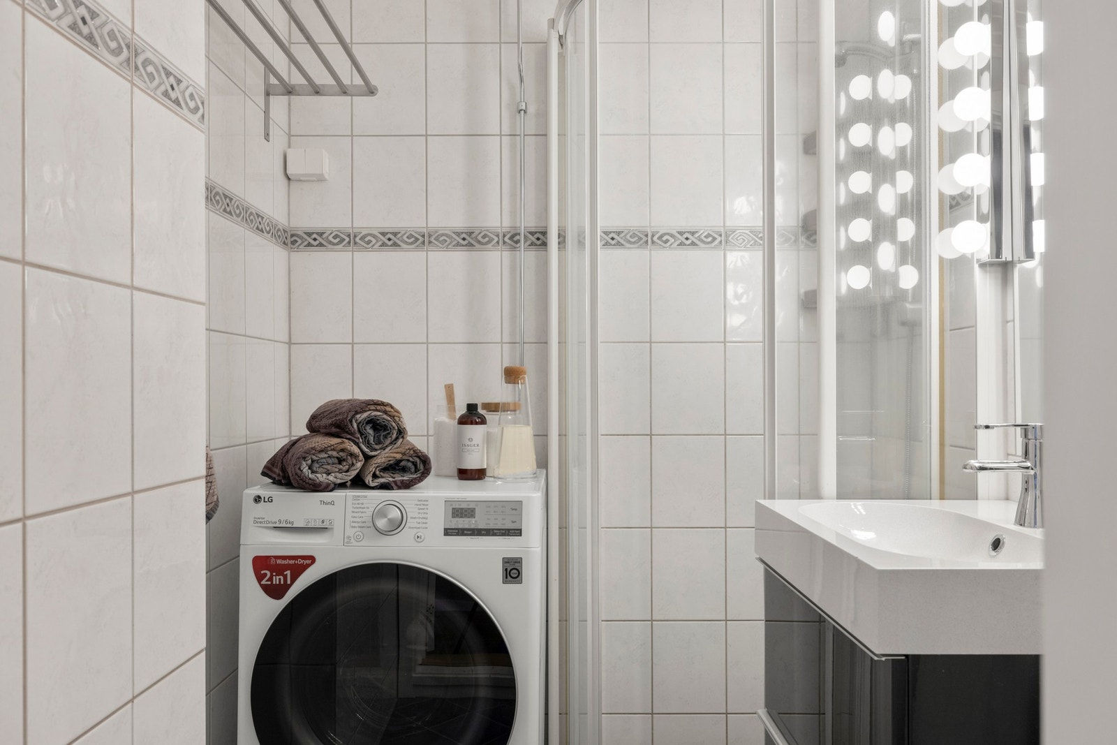Badet har opplegg til vaskemaskin. Galleribilde