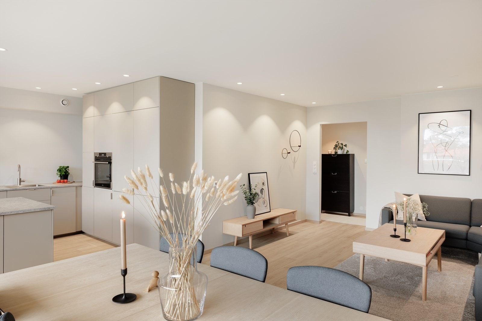 Aktiv eiendomsmegling v/Sigbjørn Helland har gleden av å presentere Dag Hammarskjölds vei 105! Galleribilde