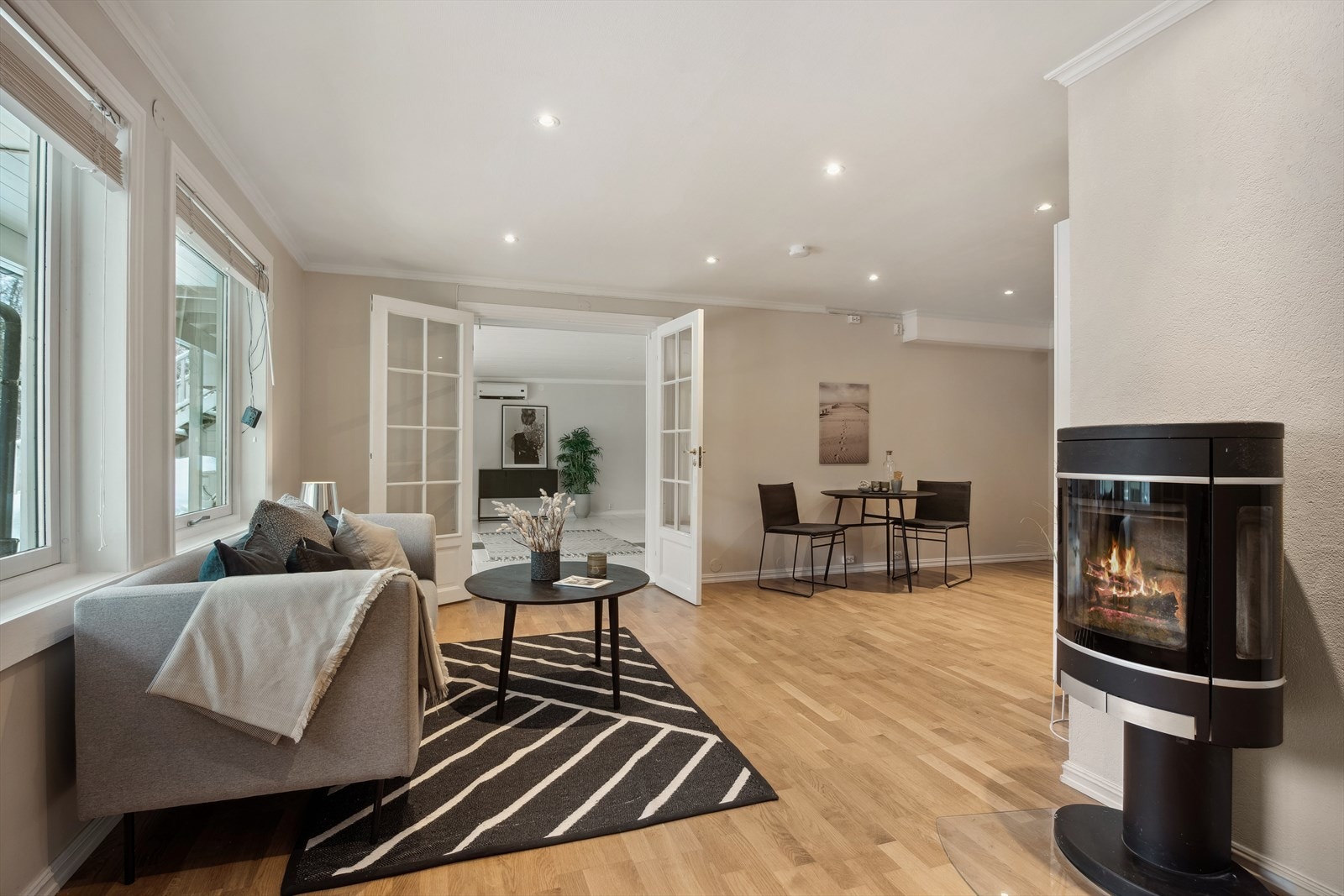 UTLEIEDEL- spisestue/stue 1 i tilknytning til kjøkken Galleribilde