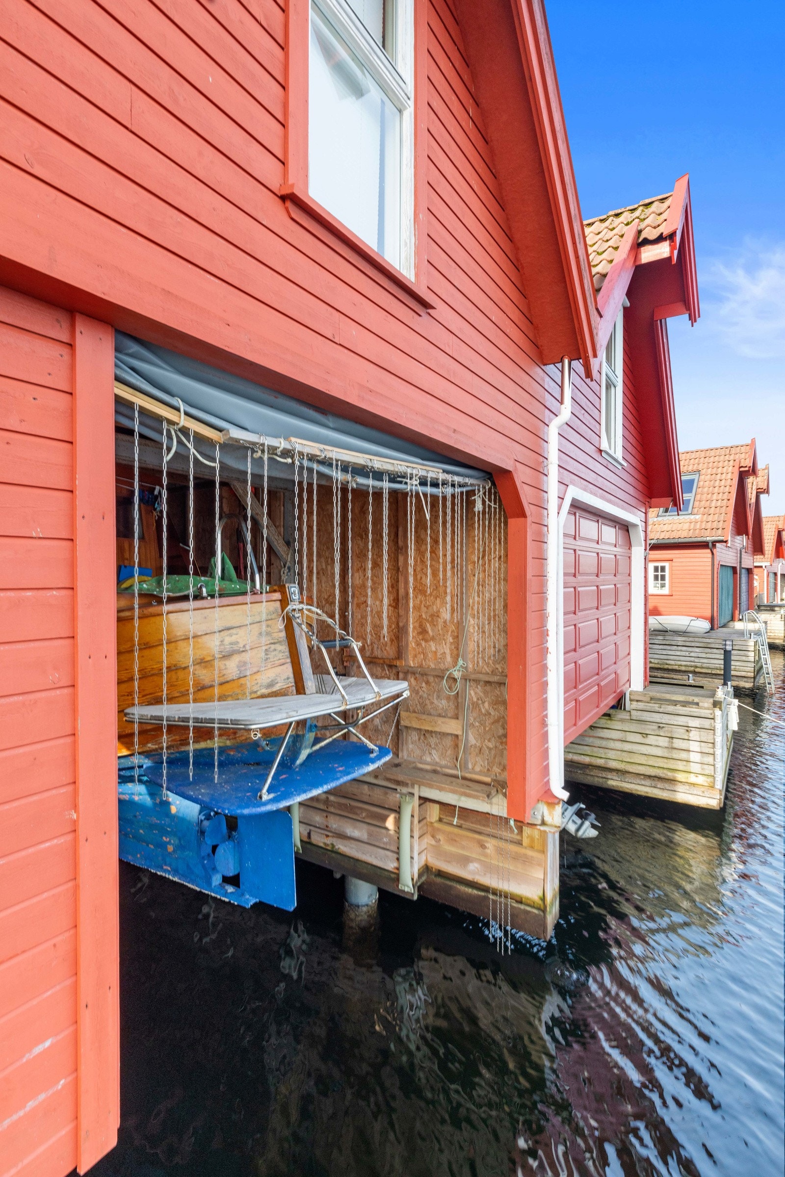 God plass til stor båt Galleribilde