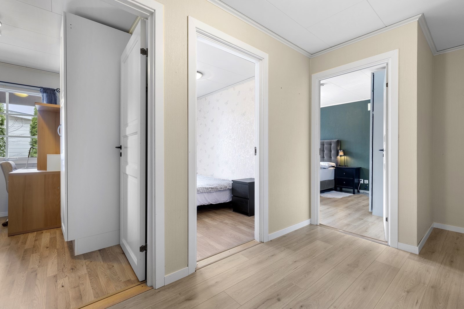 Underetasjen kan by på tre soverom, baderom, vaskerom og bod. Galleribilde