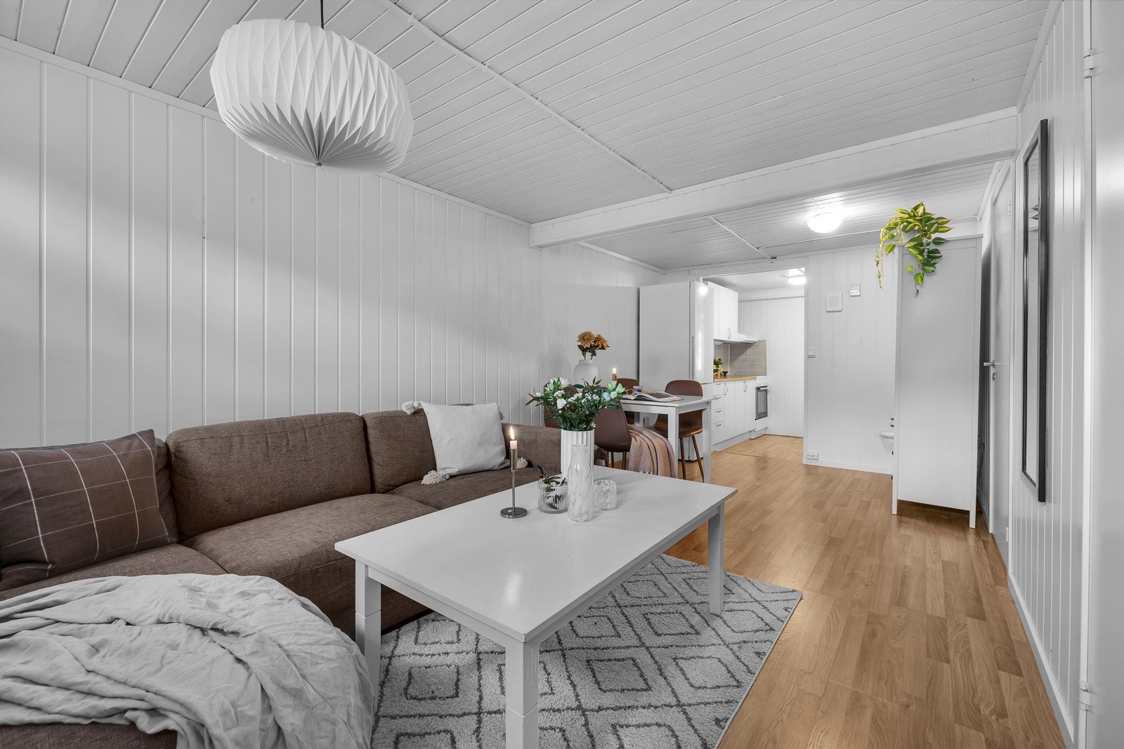 Stue, utleiedel Galleribilde