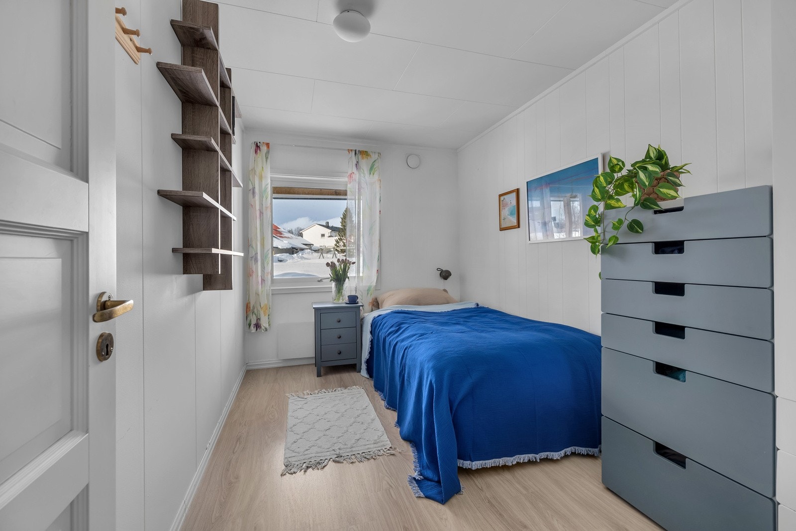 Soverom 3 ligger vegg i vegg med soverom 2 og er på ca. 8m2 Galleribilde