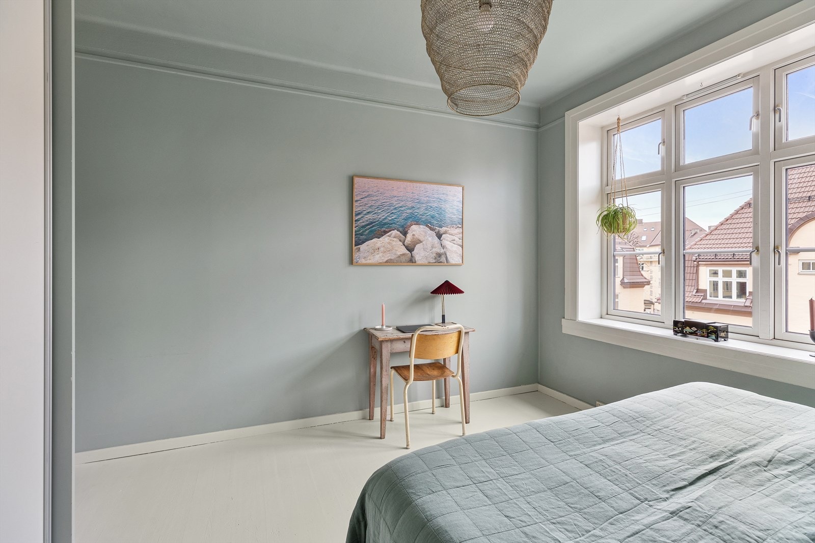 Stort soverom med mange muligheter Galleribilde