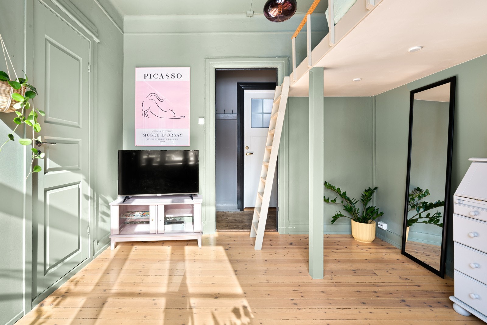 God takhøyde på 2,8m. Galleribilde