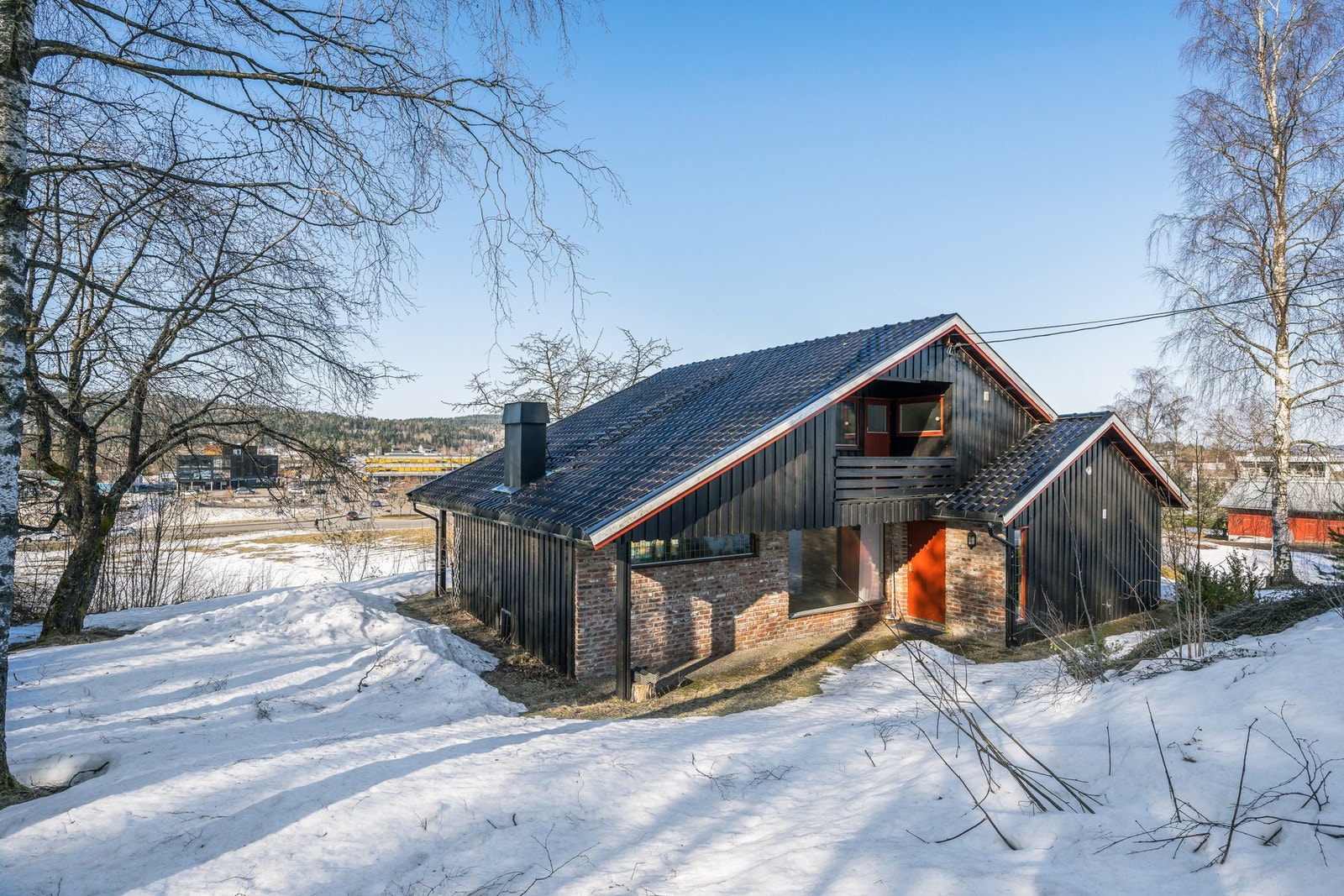 Inngangsparti. Galleribilde