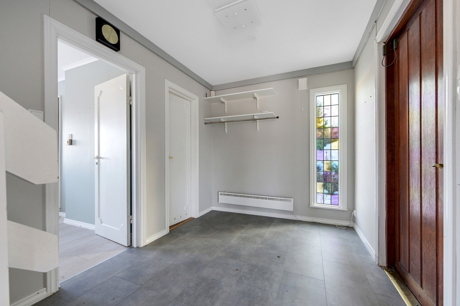 Gang og inngangsparti. Galleribilde