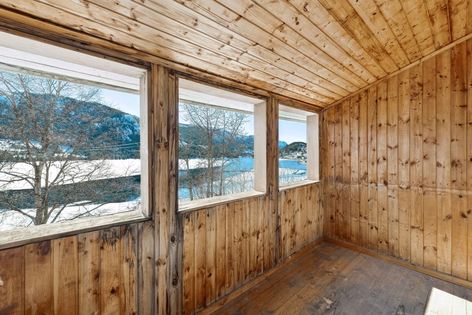 Luftealtan i 2 etg. Galleribilde