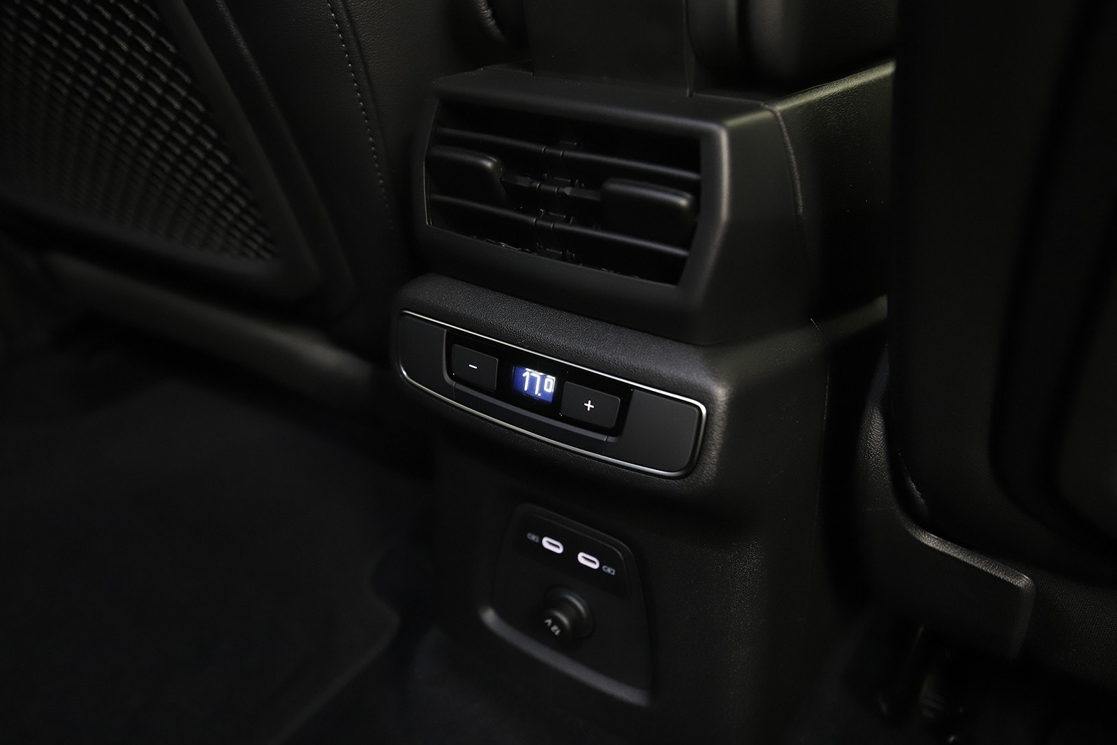 Audi Q4 e-tron 54