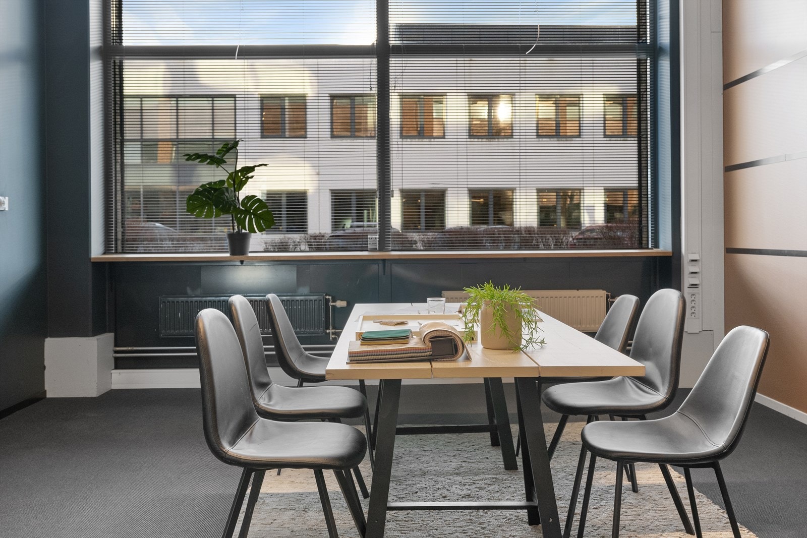 Eksempel på materialvalg og fargevalg Galleribilde