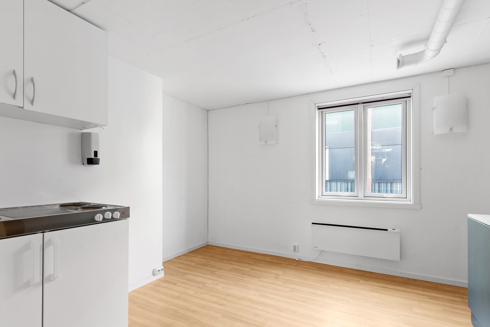 Spiserom med minikjøkken Galleribilde