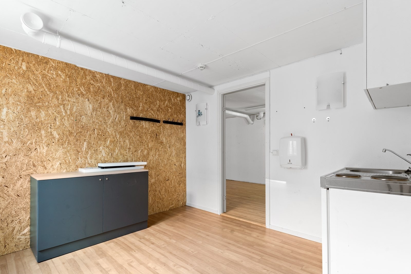 Spiserom med minikjøkken Galleribilde