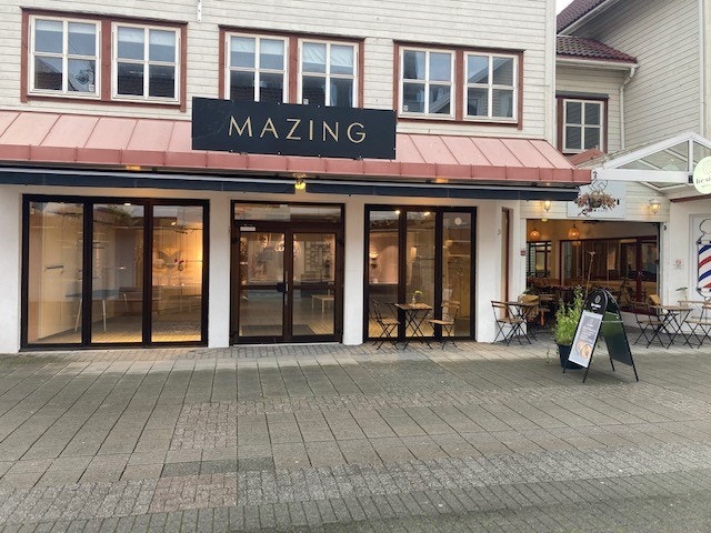 Fasade butikk sør Hgt. 98 mot ga gaten.jpg Galleribilde