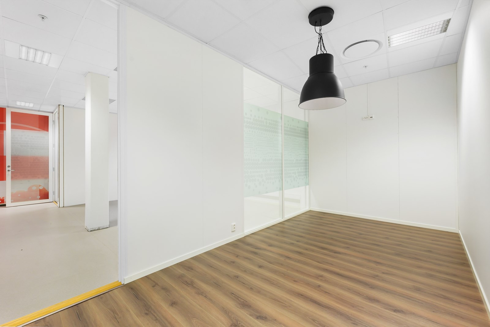 Stillekontor / møterom (Lokale 2, BTA 359 m²)