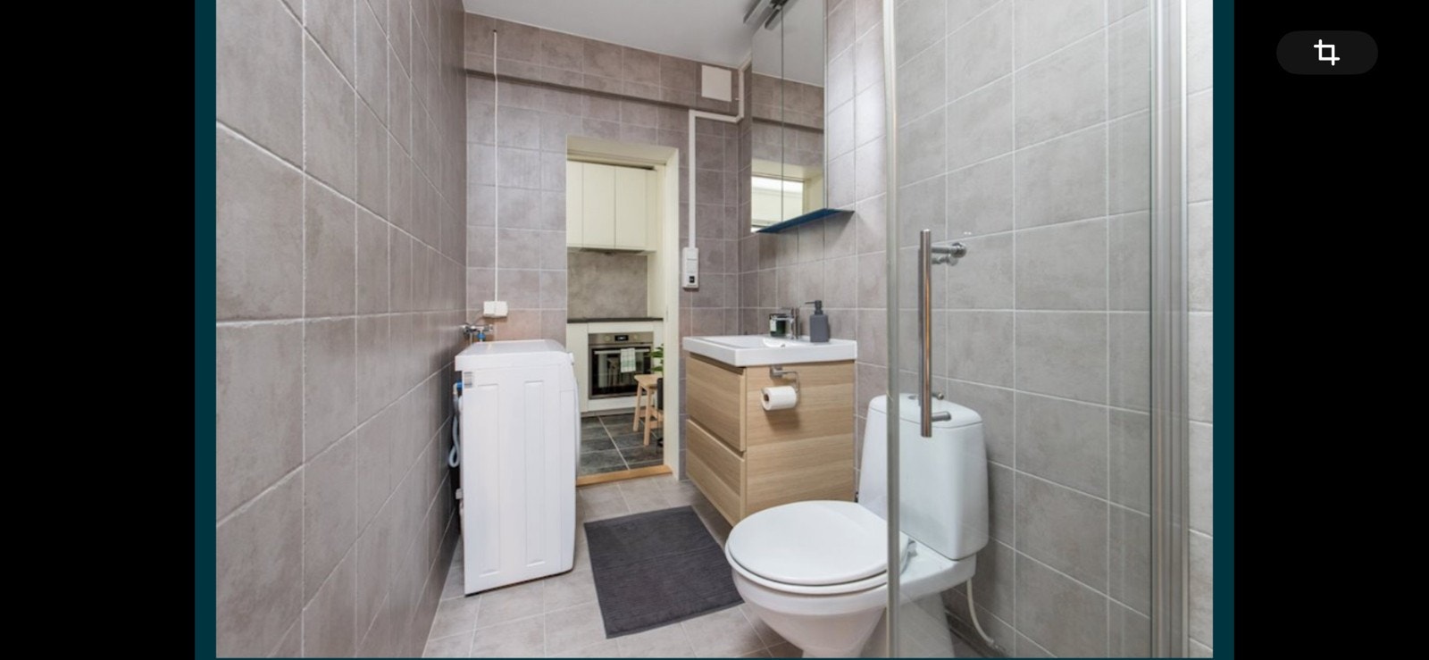 Bad med vaskemaskin Galleribilde