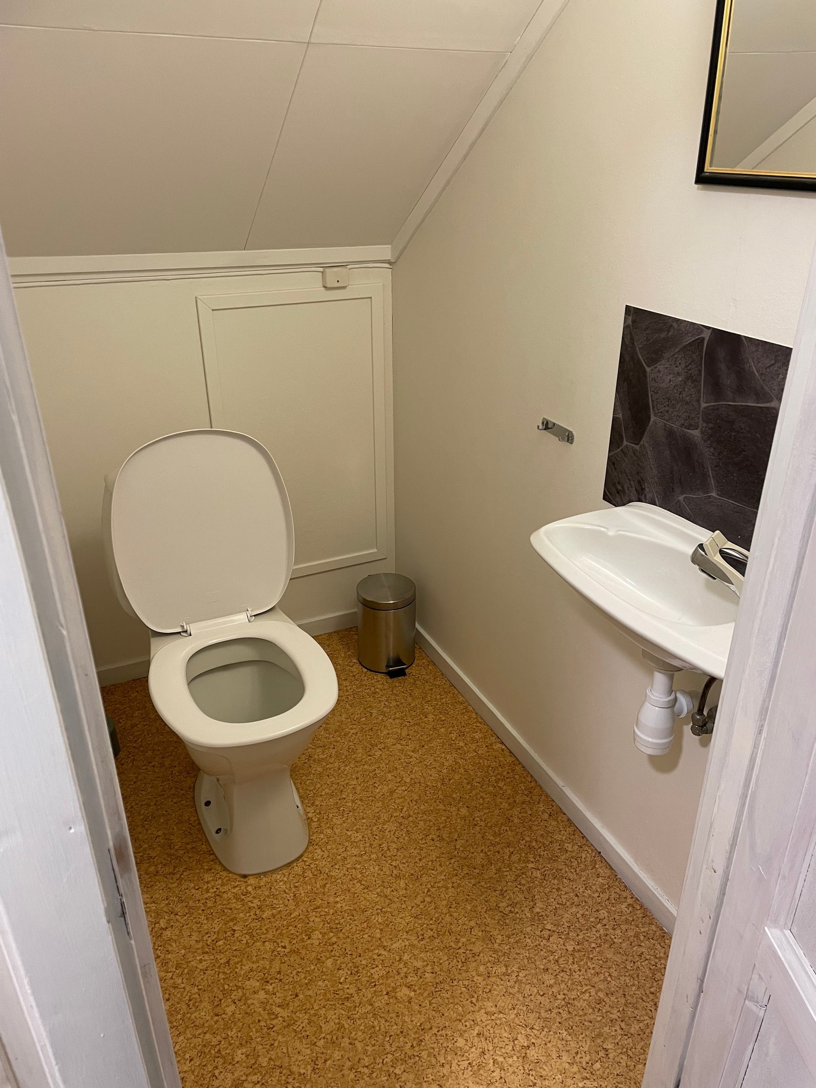 Toalett loft Galleribilde